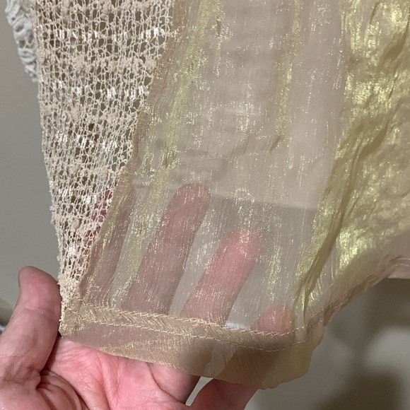 Altar’d State top - Picture 9 of 11